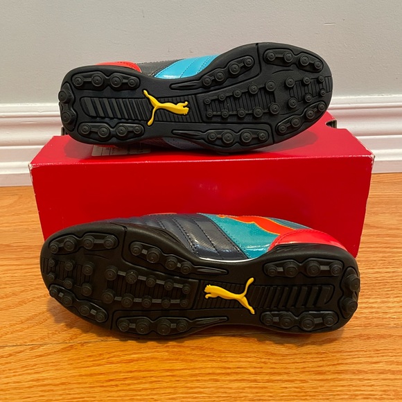 🆕⚽️ Puma Soccer Football Cleats Shoes, Navy Blue & Orange, Kids Boys Size US 3 - Picture 5 of 5